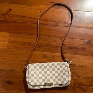 Gently used handbag
